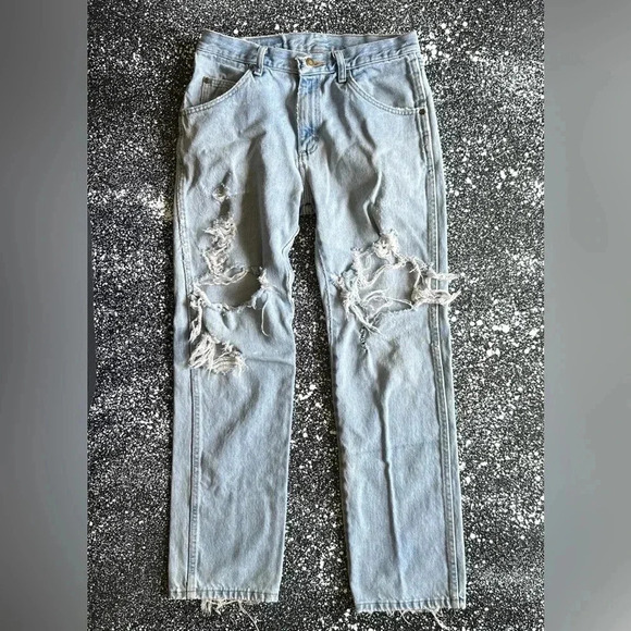 Wrangler Light Blue Distressed Men Jeans - Picture 1 of 6